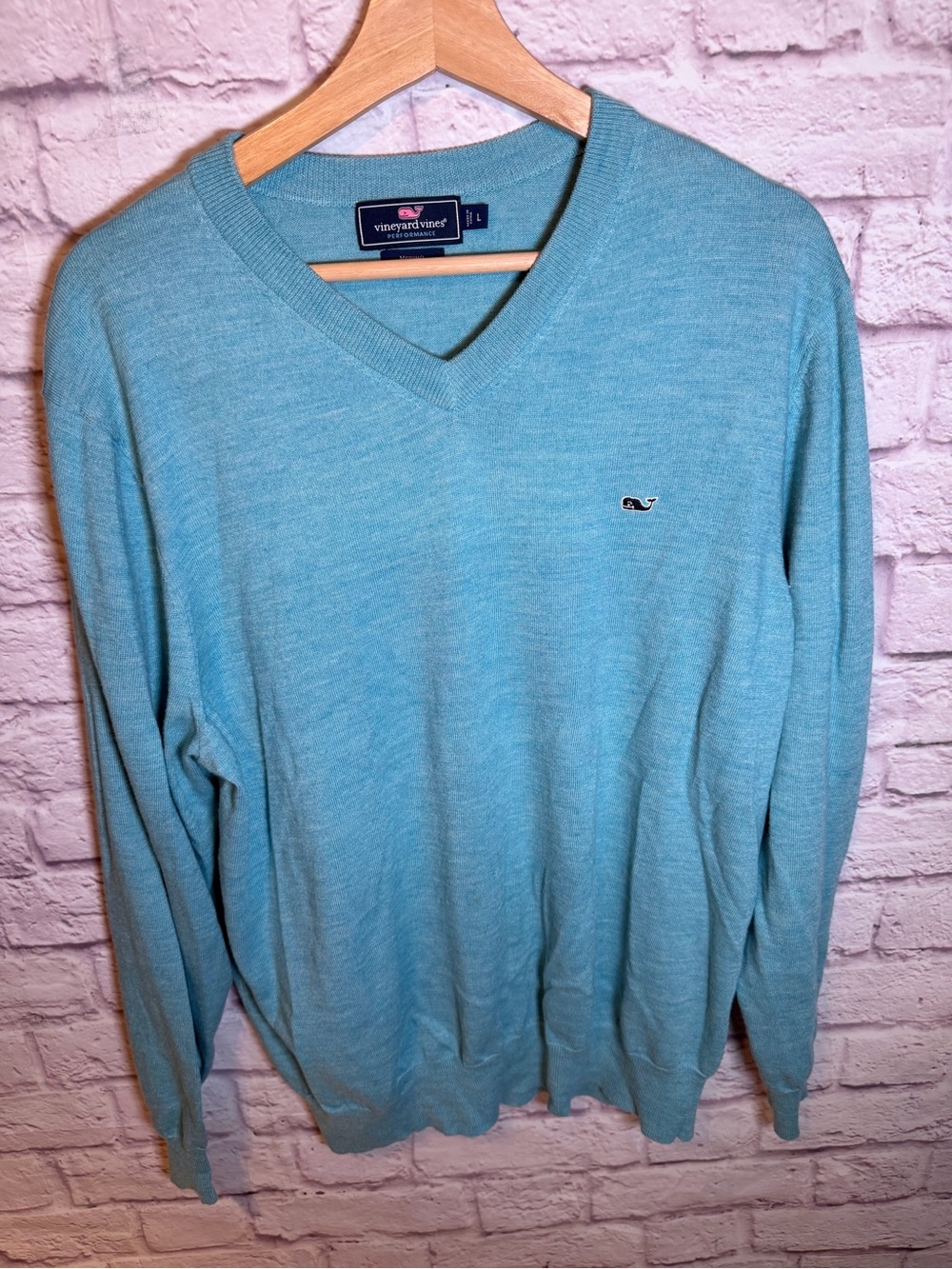 Vineyard Vines Men’s  v-neck Blue Heather pullover sweater size L wool blend